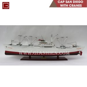 1 Cap San Diego Ship With Cranes