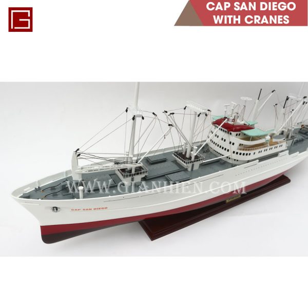 3 Cap San Diego Ship With Cranes