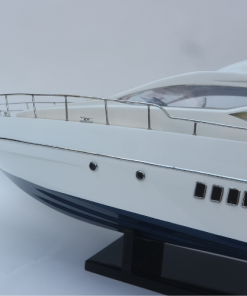 AZIMUT 70 MOTOR YACHT