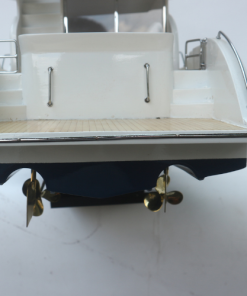 AZIMUT 70 MOTOR YACHT