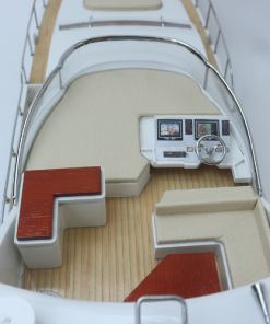 AZIMUT 70 MOTOR YACHT
