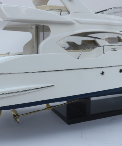 AZIMUT 70 MOTOR YACHT