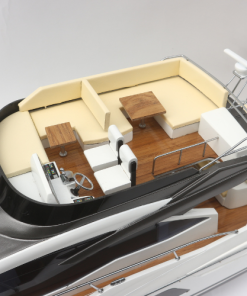 SUNSEEKER 74