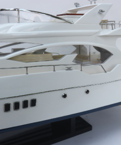 AZIMUT 70 MOTOR YACHT