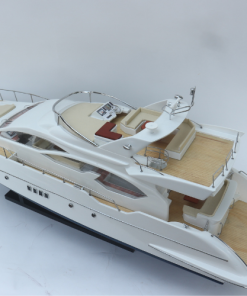 AZIMUT 70 MOTOR YACHT