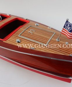 Chris Craft Deluxe Runabout 1942