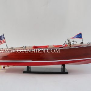 Chris Craft Deluxe Runabout 1942