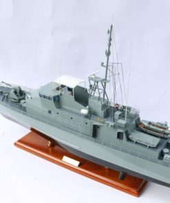 Hmas Gladstone 216 (2)