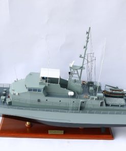 Hmas Warrnambool 204