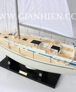 NAUTOR SWAN 48