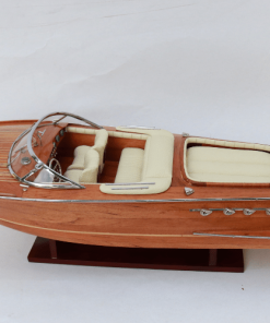 Riva Aquarama 1962 1972 (2) Min