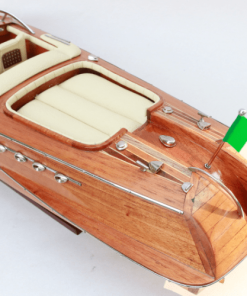 Riva Aquarama 1962 1972 (7) Min