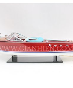 RIVA AQUARAMA