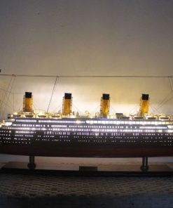 Rms Titanic Special Edition With Lights (2)