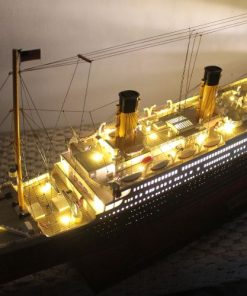 Rms Titanic Special Edition With Lights (4)