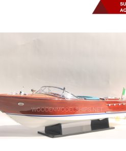 SUPER RIVA AQUARAMA-04