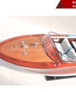 SUPER RIVA AQUARAMA-06