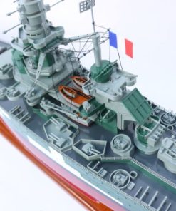 French Battleship Richelieu (10)