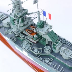 French Battleship Richelieu (10)
