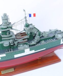 French Battleship Richelieu (6)