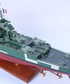 French Battleship Richelieu (7)