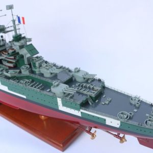 French Battleship Richelieu (7)