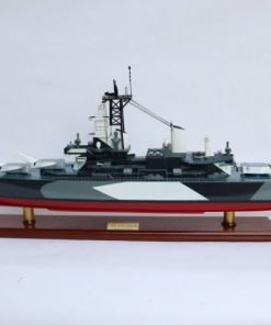 Uss Wisconsin Bb64 (camouflage) (2)