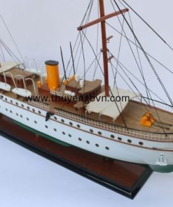 The Royal Yacht Dannebrog (2)