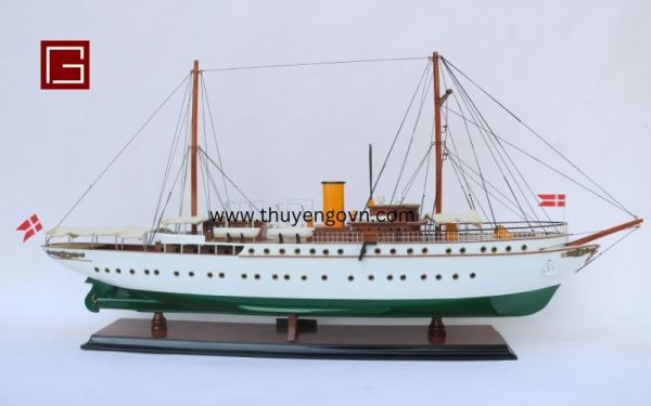 The Royal Yacht Dannebrog (7)