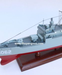Uss Whipple (ff 1062) (3)