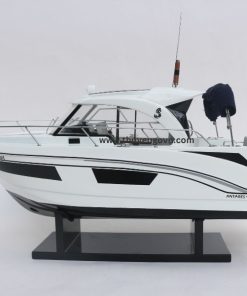 Beneteau Antares 9 (12)