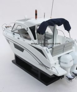 Beneteau Antares 9 (5)