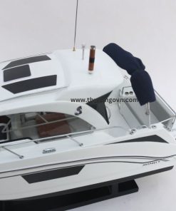 Beneteau Antares 9 (8)
