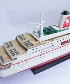 Ms Deutschland (12)