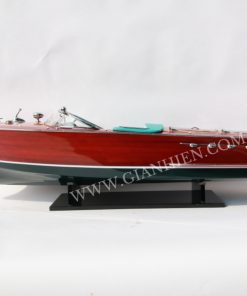 Super Riva Tritone