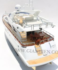 Azimut 80 Carat