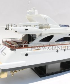 Azimut 80 Carat