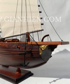 Chinese Junk Dark Wood