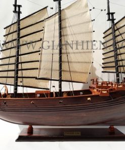 Chinese Junk Dark Wood
