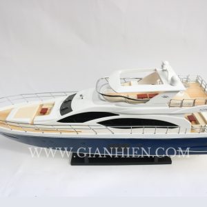 Azimut 82 Motor Yacht