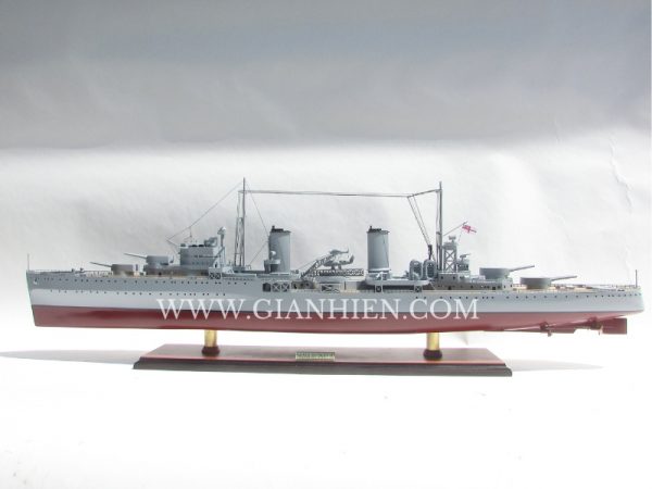HMAS SYDNEY II CRUISER