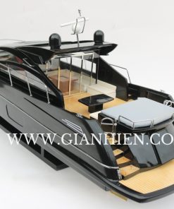 SUNSEEKER PREDATOR 64 BLACK