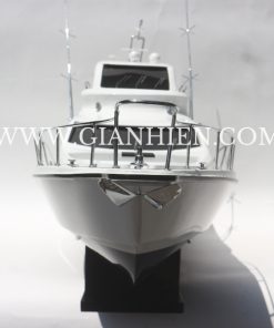 Toyota Ponam 35 Black White Hull