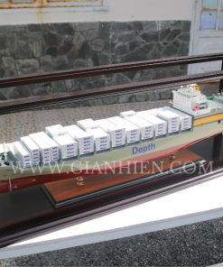 DISPLAY CASE FOR CONTAINER MATSON 100CM