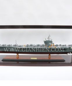 Display case of AIRCRAFT CARRIER USS RONALD REAGAN CVN-76