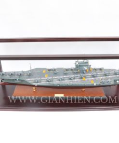 Display case of AIRCRAFT CARRIER USS RONALD REAGAN CVN-76