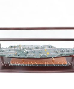 Display case of AIRCRAFT CARRIER USS RONALD REAGAN CVN-76