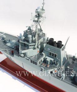 USS Arleigh Burke