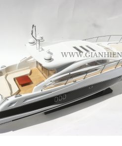 SUNSEEKER PREDATOR 62