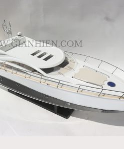 SUNSEEKER PREDATOR 62